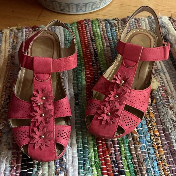 Elegant Pink Floral Women's Sandals Size 39/8 - Picture 15 of 16